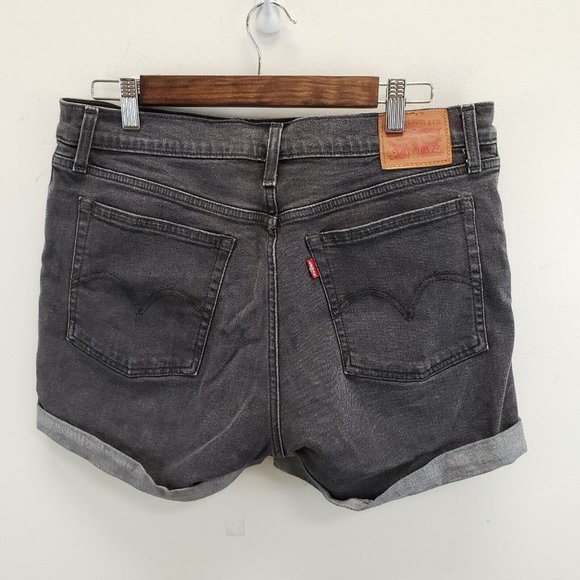 Levis Womens Gray Wedgie Short Size 32 Rolled Hem Denim Casual Button Fly Summer - Picture 2 of 9